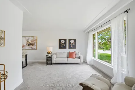 773 Paling Road Burlington ON L7R 3B6