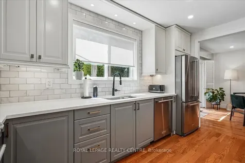 3332 Chokecherry Crescent Mississauga ON L5L 1A9