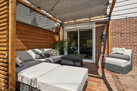 3332 Chokecherry Crescent Mississauga ON L5L 1A9