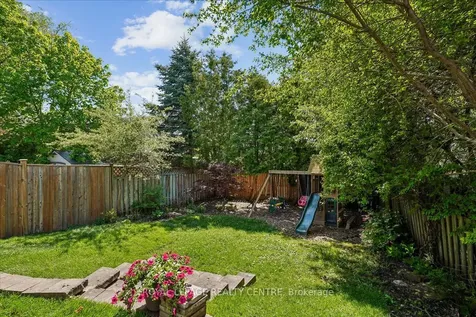 3332 Chokecherry Crescent Mississauga ON L5L 1A9