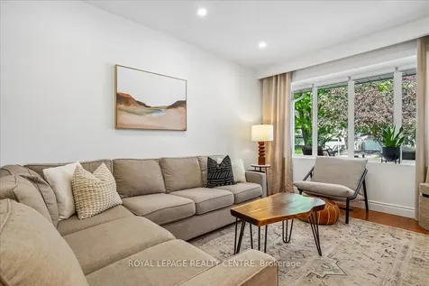 3332 Chokecherry Crescent Mississauga ON L5L 1A9