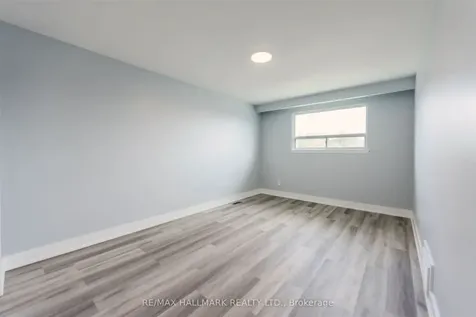 2126 Pashak Court Mississauga ON L5A 1H7
