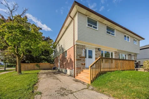 2126 Pashak Court Mississauga ON L5A 1H7