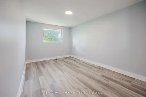2126 Pashak Court Mississauga ON L5A 1H7