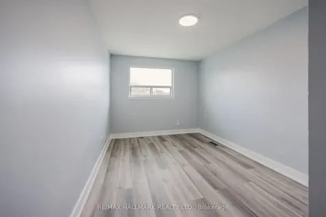2126 Pashak Court Mississauga ON L5A 1H7
