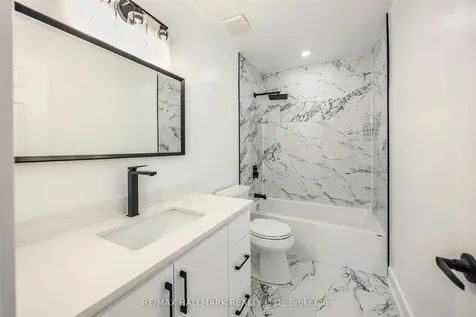 2126 Pashak Court Mississauga ON L5A 1H7