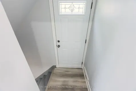 2126 Pashak Court Mississauga ON L5A 1H7