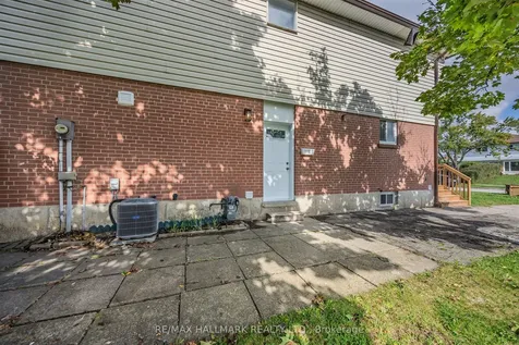2126 Pashak Court Mississauga ON L5A 1H7