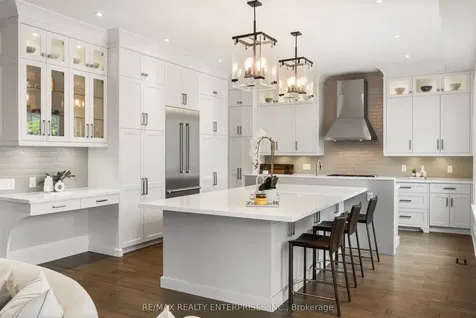 1343 Milton Avenue Mississauga ON L5G 3C5