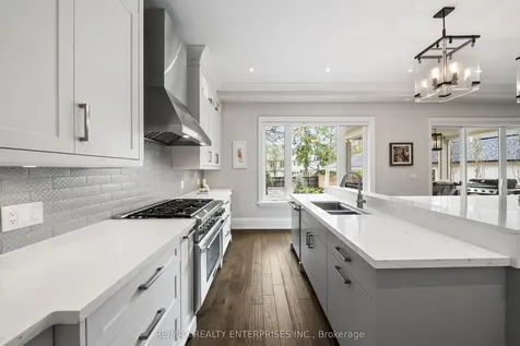1343 Milton Avenue Mississauga ON L5G 3C5