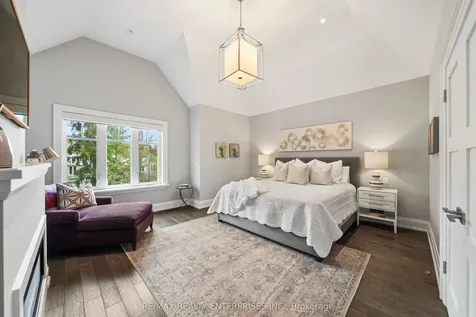 1343 Milton Avenue Mississauga ON L5G 3C5