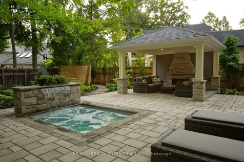 1343 Milton Avenue Mississauga ON L5G 3C5