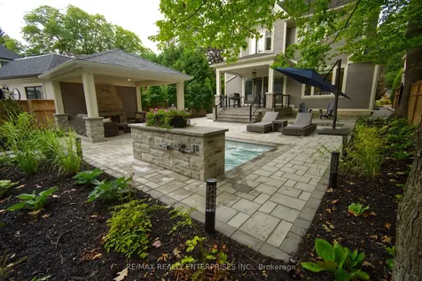 1343 Milton Avenue Mississauga ON L5G 3C5