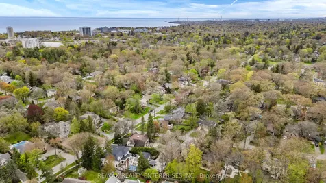 1343 Milton Avenue Mississauga ON L5G 3C5