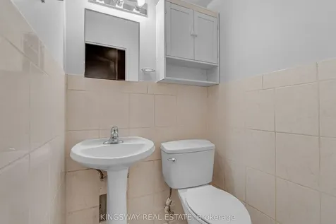 1395 Williamsport Drive Mississauga ON L4X 2T4
