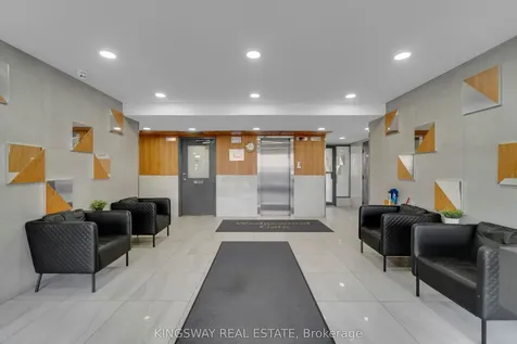 1395 Williamsport Drive Mississauga ON L4X 2T4