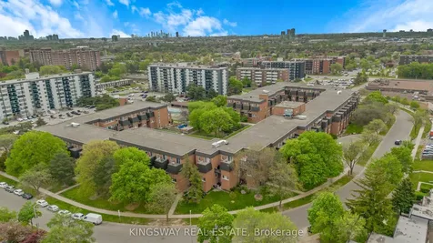 1395 Williamsport Drive Mississauga ON L4X 2T4