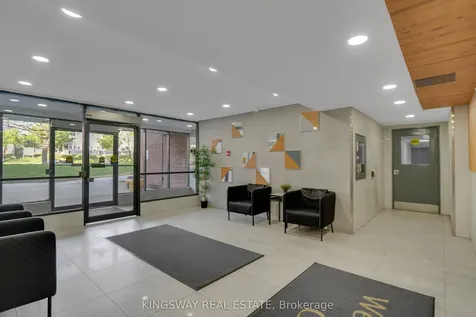 1395 Williamsport Drive Mississauga ON L4X 2T4