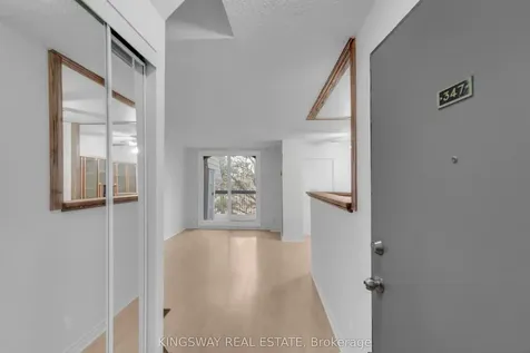 1395 Williamsport Drive Mississauga ON L4X 2T4