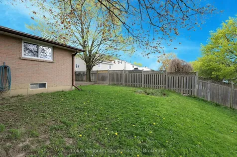 87 Mancroft Crescent Brampton ON L6S 2V2