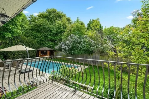 2074 Rebecca Street Oakville ON L6L 2A2