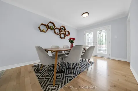 2330 Edenhurst Drive Mississauga ON L5A 2K9