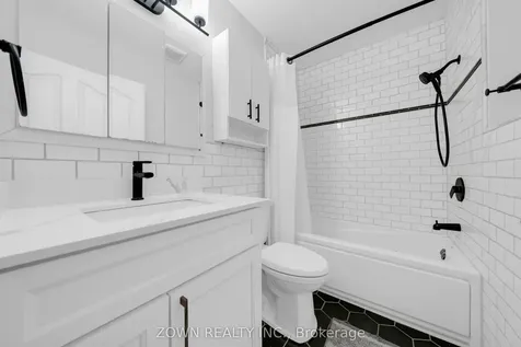 2330 Edenhurst Drive Mississauga ON L5A 2K9