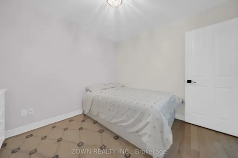 2330 Edenhurst Drive Mississauga ON L5A 2K9