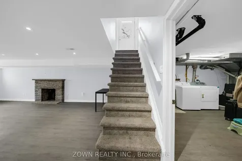 2330 Edenhurst Drive Mississauga ON L5A 2K9