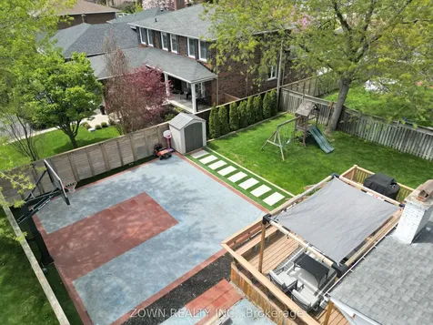 2330 Edenhurst Drive Mississauga ON L5A 2K9