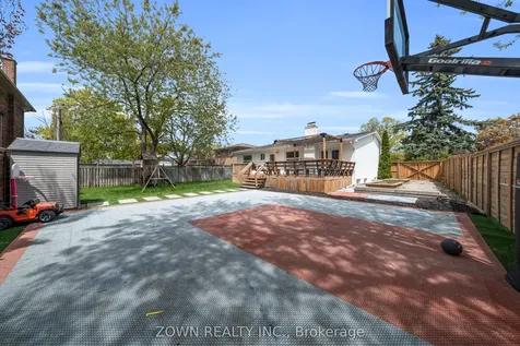 2330 Edenhurst Drive Mississauga ON L5A 2K9