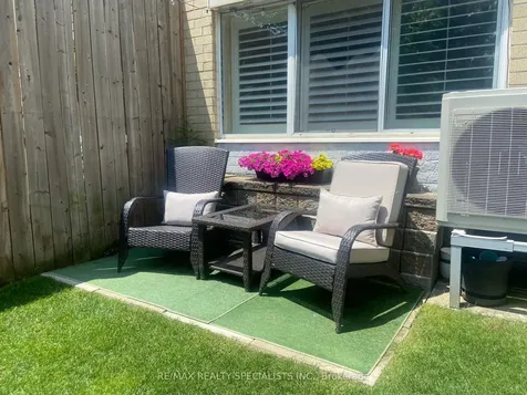 2170 Bromsgrove Road Mississauga ON L5J 4J2