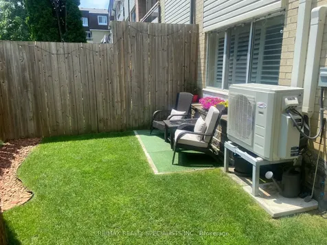 2170 Bromsgrove Road Mississauga ON L5J 4J2