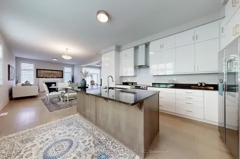 3016 William Cutmore Boulevard W Oakville ON L6H 7W8