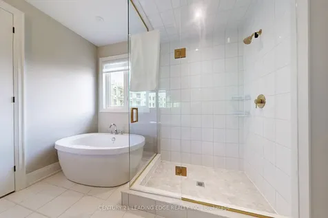 3016 William Cutmore Boulevard W Oakville ON L6H 7W8