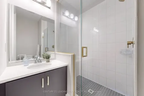 3016 William Cutmore Boulevard W Oakville ON L6H 7W8