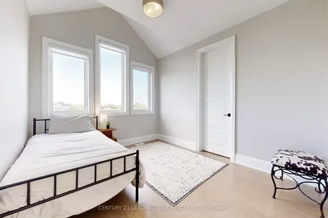 3016 William Cutmore Boulevard W Oakville ON L6H 7W8