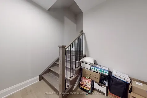 3016 William Cutmore Boulevard W Oakville ON L6H 7W8