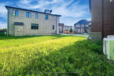 3016 William Cutmore Boulevard W Oakville ON L6H 7W8