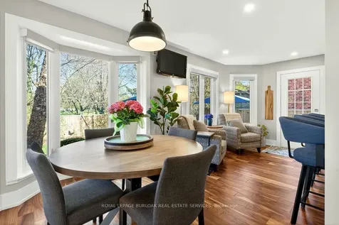 1078 Augustus Drive Burlington ON L7S 2L1