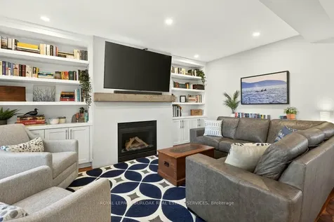 1078 Augustus Drive Burlington ON L7S 2L1