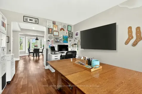 1078 Augustus Drive Burlington ON L7S 2L1