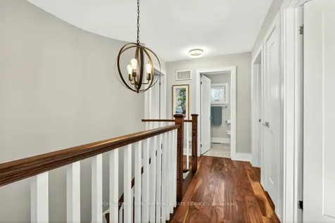 1078 Augustus Drive Burlington ON L7S 2L1