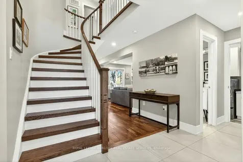 1078 Augustus Drive Burlington ON L7S 2L1