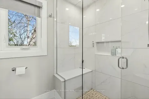 1078 Augustus Drive Burlington ON L7S 2L1