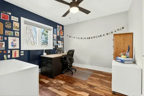 1078 Augustus Drive Burlington ON L7S 2L1