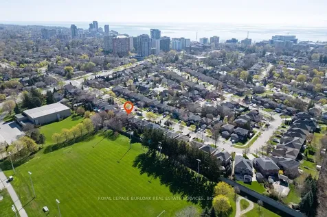 1078 Augustus Drive Burlington ON L7S 2L1
