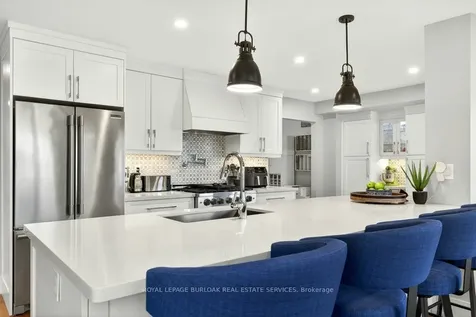 1078 Augustus Drive Burlington ON L7S 2L1