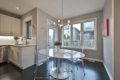 3205 Violet Gardens Oakville ON L6M 1L5