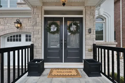 3205 Violet Gardens Oakville ON L6M 1L5